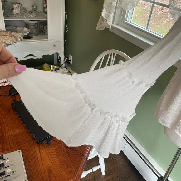 White Altard state off the shoulder blouse M - Picture 4 of 5